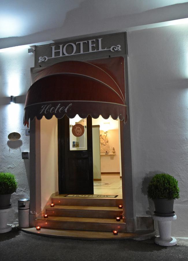 Hotel Joy Castel Volturno Εξωτερικό φωτογραφία