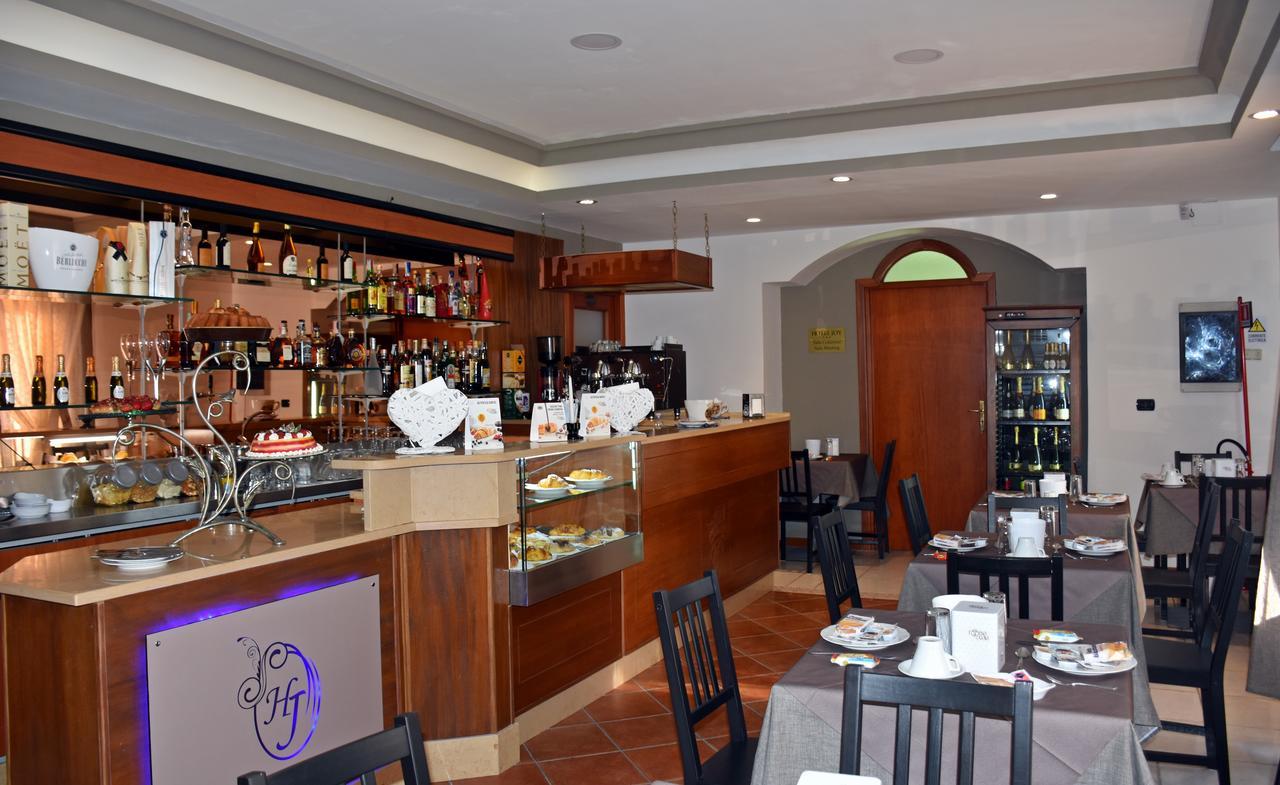 Hotel Joy Castel Volturno Εξωτερικό φωτογραφία